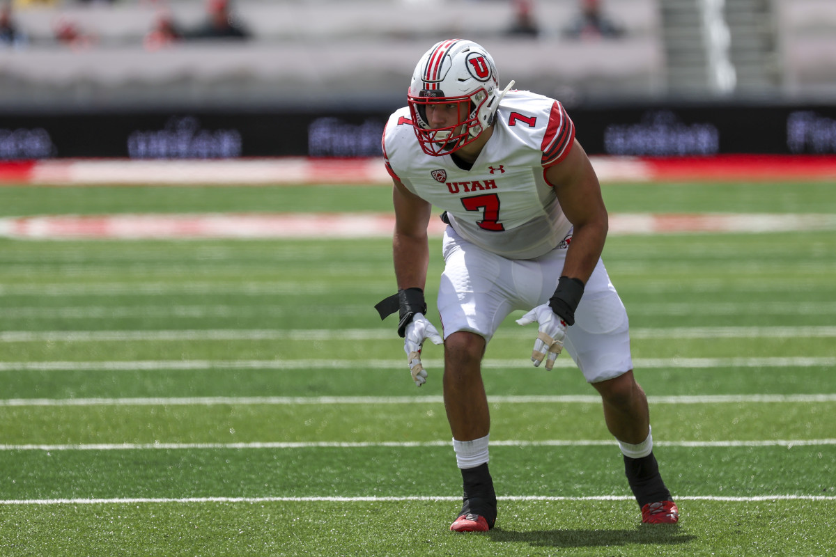 Utah Utes sophomore defensive end Van Fillinger (7) prepares to rush the quarter back in the first half of the Utah Spring Football Game at Rice Eccles Stadium.